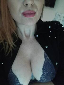Sexy horny lups